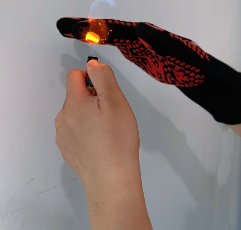 Blue a Pair Of Extreme Heat Resistant BBQ Gloves (500°C) - Aramid Fiber with Non-Slip Silicone Grip for Grilling & Oven Use